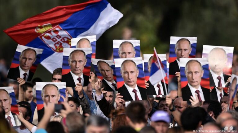 Позор: В Сърбия правят митинг в подкрепа на Путин и руската агресия срещу Украйна