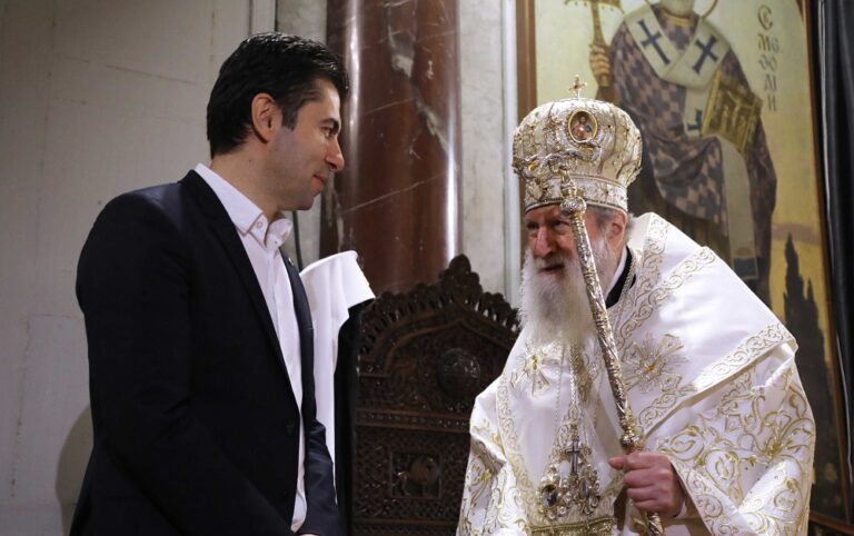 Кирил Петков поиска да се срещне с патриарх Неофит, но му отказаха