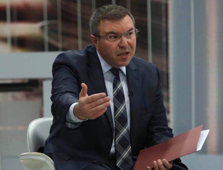 Костадин Ангелов: Ще предприемем стъпки към сваляне на правителството, Рашков направи услуга на ГЕРБ