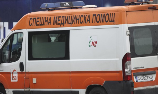 Шок в Пловдив: Хирург хвърля компютри от 11 етаж на болница, барикадира се и плаши с убийства