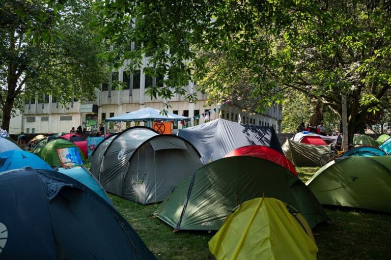 В София изниква нов палатков лагер, този път пред Министерство на финансите
