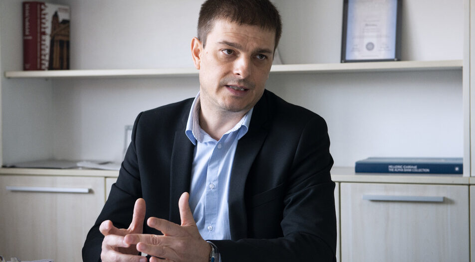 ДКК внесе сигнал в прокуратурата срещу бившия директор на Кинтекс – Александър Михайлов