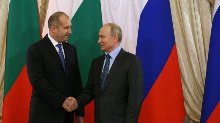 Бивш министър на отбраната: Действията на Радев са сигнал към Кремъл, че България е с Русия