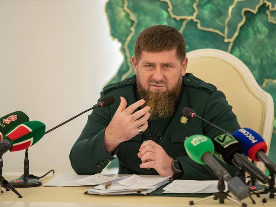 Чеченецът Рамзан Кадиров заплашва Украйна и Европа