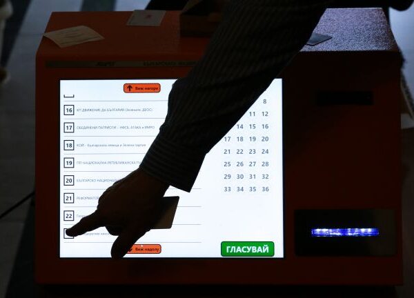 Кодгейт: Появи се ДОКЛАДЪТ на ДАНС, заковал зам.-министър Стойнов да човърка изборните машини