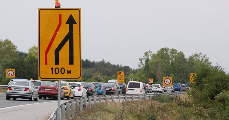 Опасно:  До края на лятото от магистрала “Тракия” ще остане само името