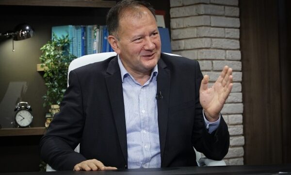 Изненада: Михаил Миков ще участва в предстоящите избори като част от…