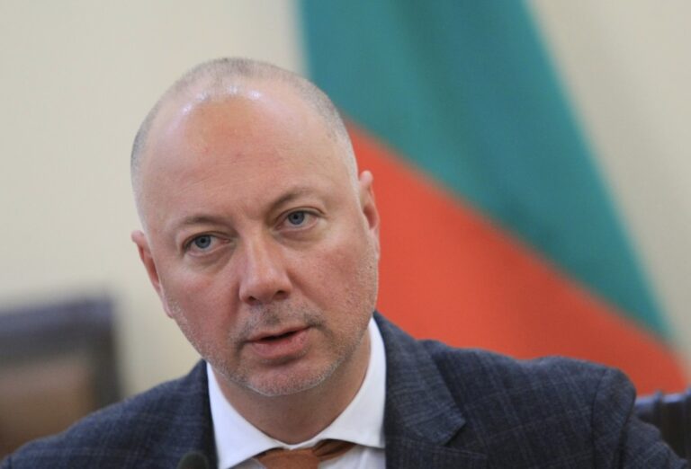 Росен Желязков: ГЕРБ ще работи за съставяне на редовно правителство, дори да не участва в него