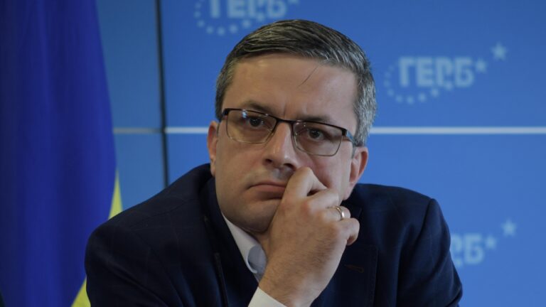 Тома Биков разкри кога почват разговорите за правителство и нахока Костов