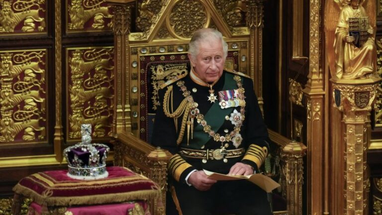 Чарлз III е новият крал на Обединеното кралство Великобритания и Северна Ирландия