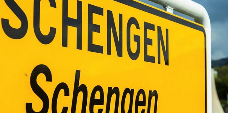 Шенген през крив макарон: Нидерландия пуска Румъния, нас ни спира