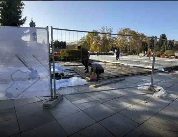 Започна изграждането на „Леден парк“ в Княжеската градина на София