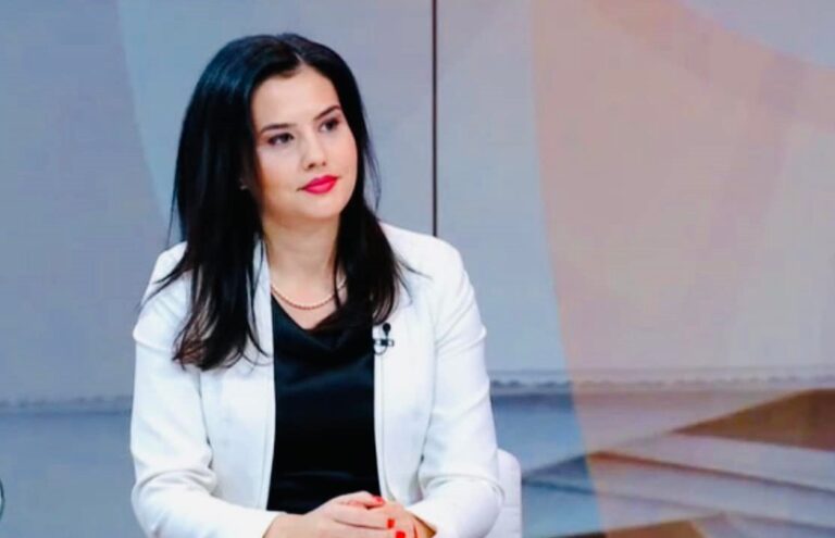 Ех, Кирилеее…  СЪДЪТ: Депутатката от ГЕРБ Десислава Трифонова е уволнена незаконно от ДФЗ