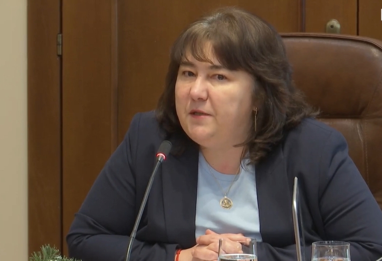 Финансовият министър Росица Велкова с подробности за нагласите за въвеждане на еврото в България