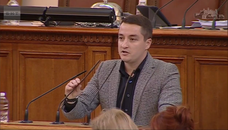 Скандал! Явор Божанков скочи на БСП и Възръждане: Тъпи популисти!