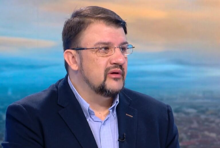 Настимир Ананиев: Бойко Борисов да излезе и да обясни шантажиран ли е