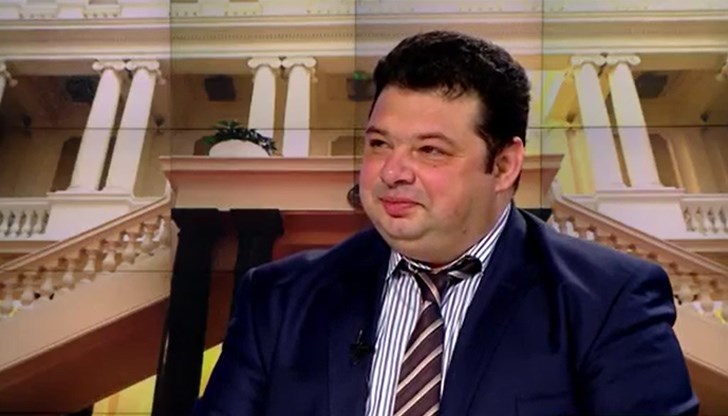 Експерт посече Слави и обясни защо не можем да станем президентска република