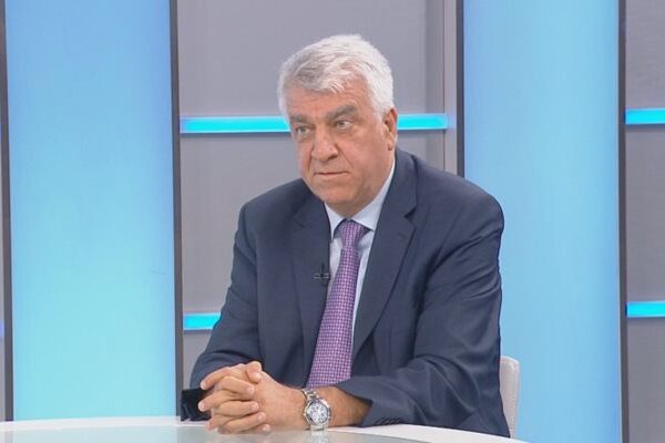 Гечев: Преди избори не е редно да се афишират коалиции