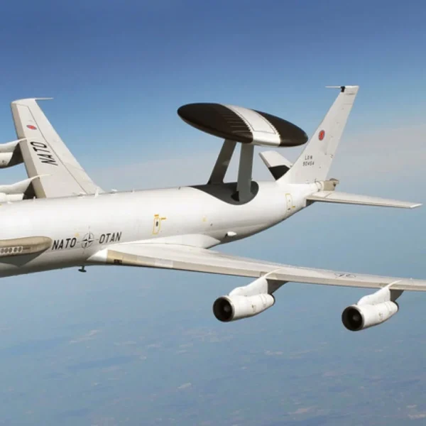 НАТО разположи американски самолети AWACS в Румъния ВИДЕО