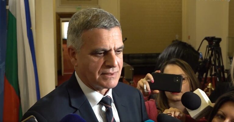 И лидерът на “Български възход” Стефан Янев ще атакува корупцията
