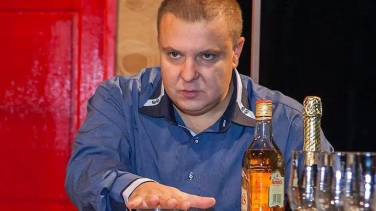 Красен Кралев поиска Морфов да изхвърли “бияча” Васил Драганов от театъра