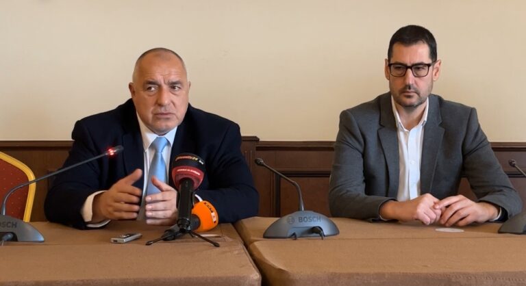 ИЗВЪНРЕДНО! НА ЖИВО Бойко Борисов пристигна в Пловдив, иска оставката на кмета Здравко Димитров