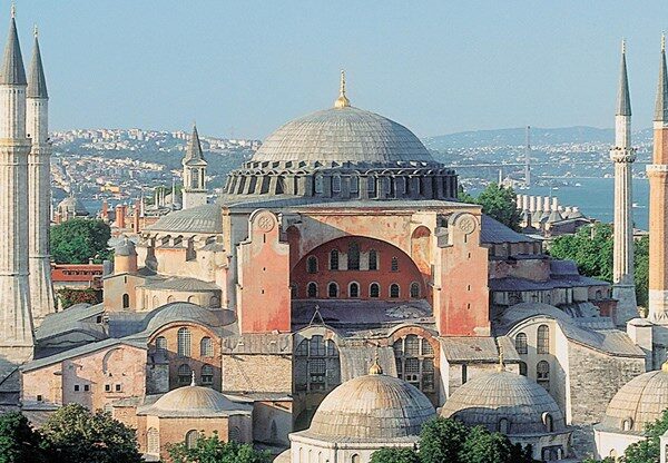 Руски ТОП ИДИОТ: Турция е в криза – време е да си върнем Константинопол! ВИДЕО