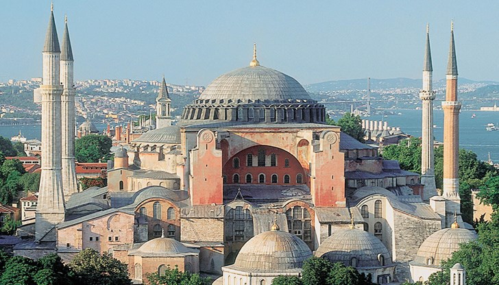 Руски ТОП ИДИОТ: Турция е в криза – време е да си върнем Константинопол! ВИДЕО