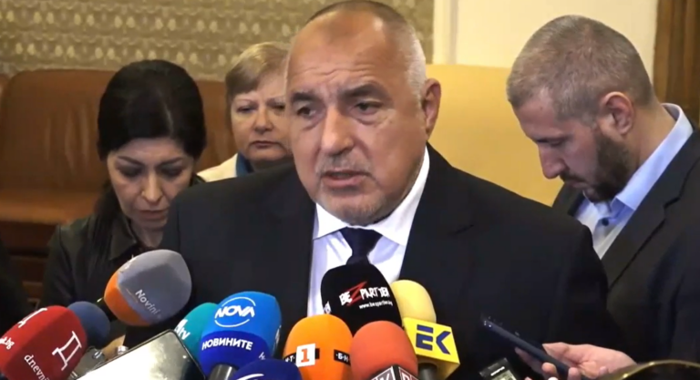 Политолог разкри как Борисов е надхитрил ПП-ДБ: Признаха връщането му на бяла джипка