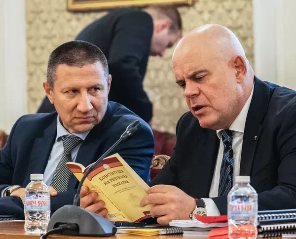 Прокурорската колегия на ВСС отказа на Гешев да образува….