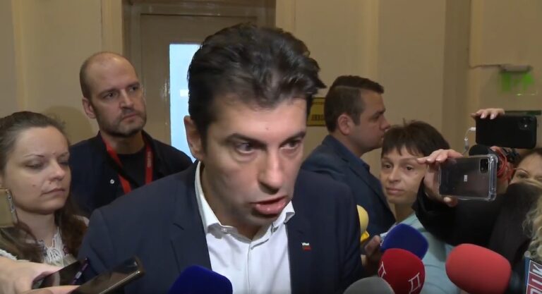 Кирил Петков скочи,заговори за огромен проблем с ГЕРБ-СДС и предупреди край на кабинета „Денков“, ако…