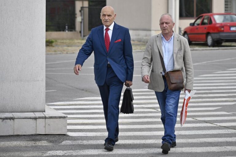 Апелативният прокурор на Варна Владимир Чавдаров се яви с адвоката си в СГП: Обвинен съм за…