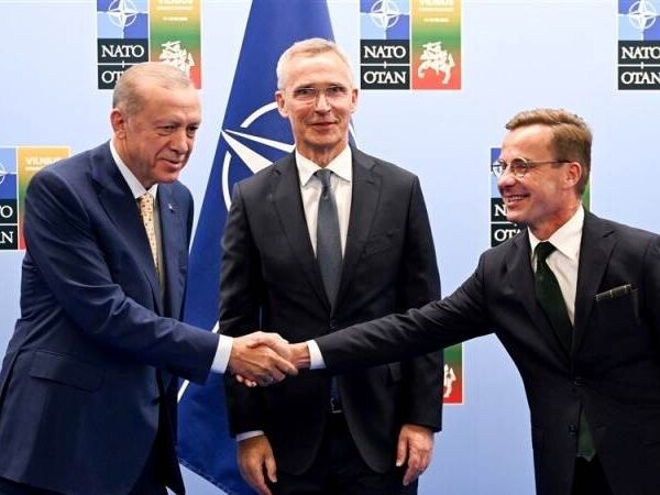 ИЗВЪНРЕДНО! Ердоган се съгласи да пусне Швеция в НАТО