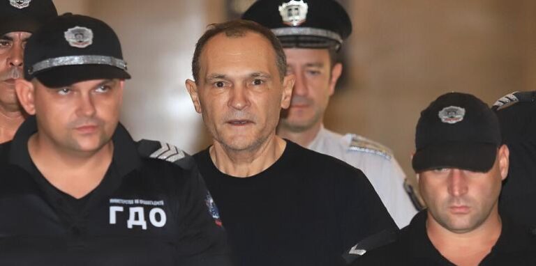 Божков пред съда: Няма да се укрия, положих много усилия, за да се върна, пуснете ме на свобода