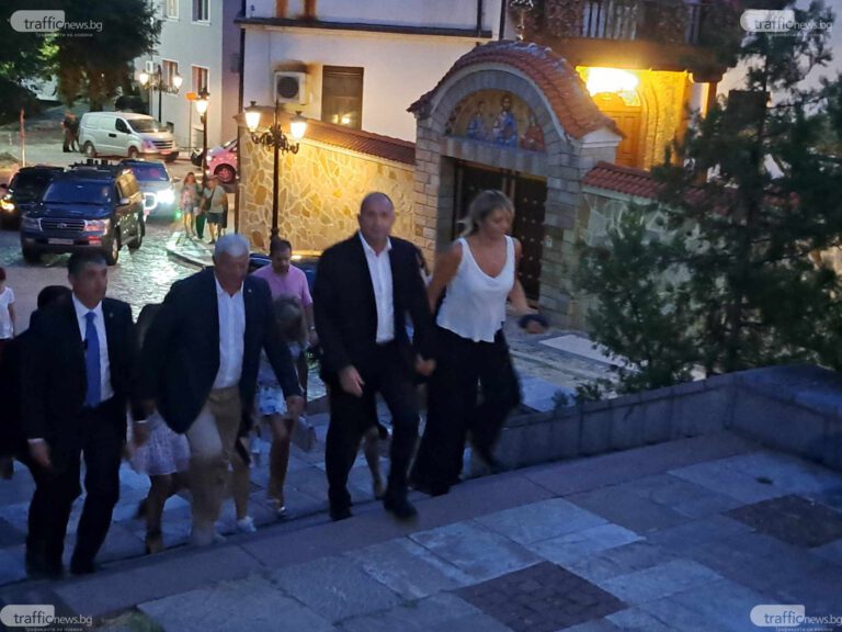 Радеви пристигнаха в Пловдив, Зико ги посрещна и придружи