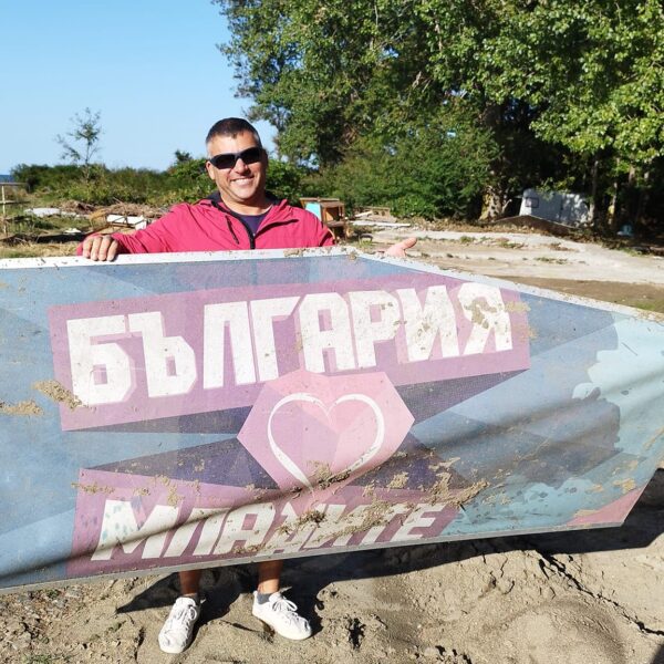 Здравко Брадъра избухна и показа потресаващи СНИМКИ от свинщината, останала на плажа след “Игри на волята”