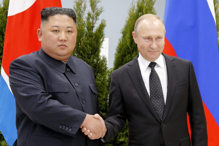 Напрежението ескалира: Путин иска от Ким Чен-ун оръжия за войната в Украйна, САЩ плаши със…