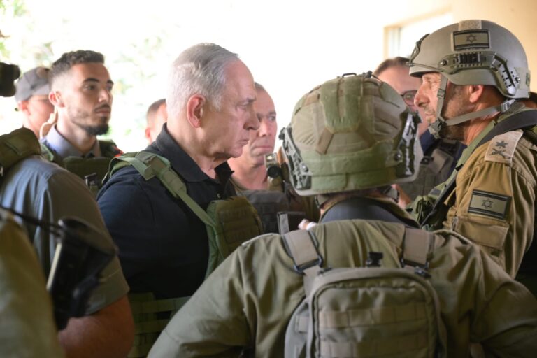 Почна се! Нетаняху отиде на границата с Газа и обяви:  Всички сме готови!