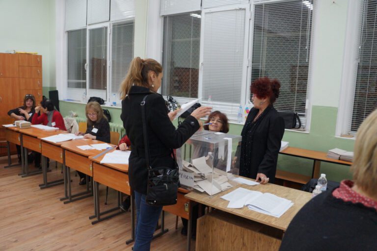 ГЕРБ губи районните кметове в София, най-вероятно запазва само Банкя