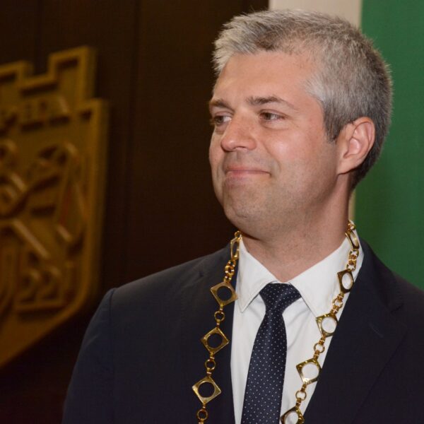 Кметът на Варна се сблъскал с “абсурдите” на Портних и се закани: Ще осветля всички замесени лица