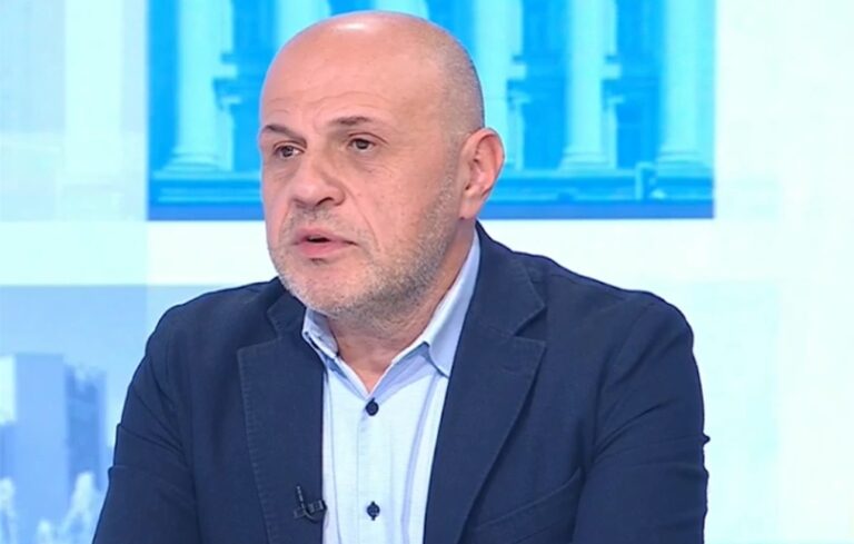 Страховито предсказание: Асен Василев ще е финансов министър завинаги, никой…