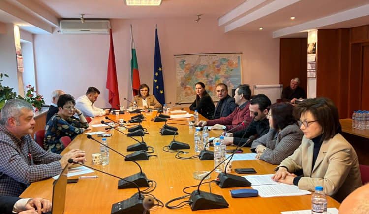 БСП няма да преговаря с ПП-ДБ за общо управление в София
