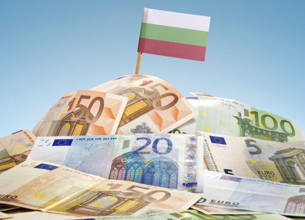 Бивш финансов министър попари българите, прогнозира кога влизаме в еврозоната