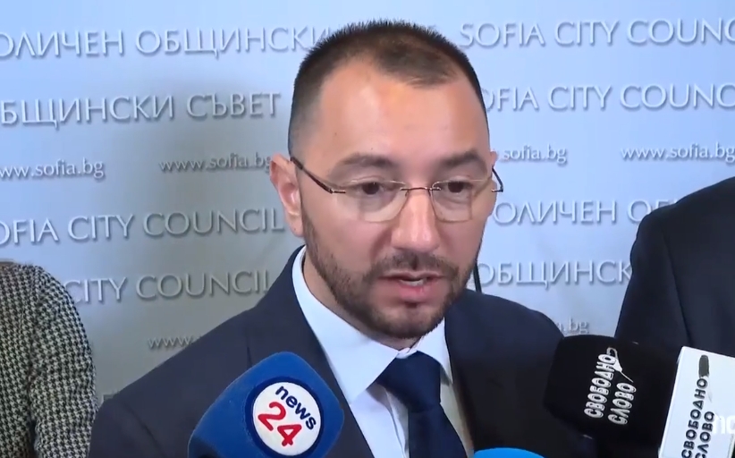 Хекимян се нахвърли и попиля кмета Терзиев, обвинявайки го в шашми: Има ли „Корал 2“ в Общината?