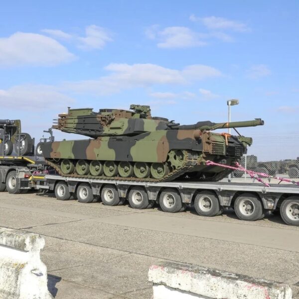 Напрежението се покачва: САЩ изпращат първата партида танкове Abrams в Тайван