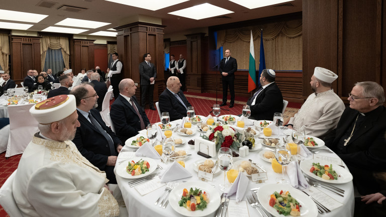 Президентът ще е домакин на тържествената вечеря ифтар по случай Рамазан