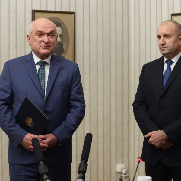 Радев атакува служебия премиер Главчев и МС, обвини ги в…