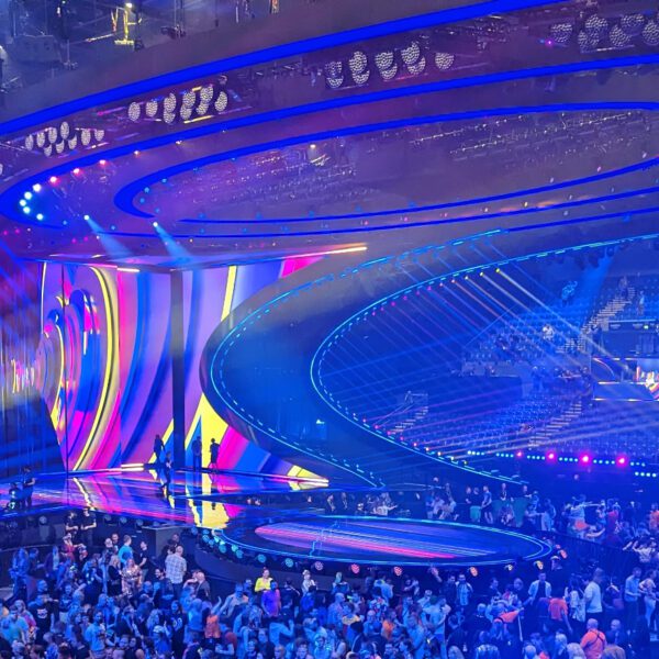 Нов скандал в “Евровизия”, дисквалифицираха Нидерландия