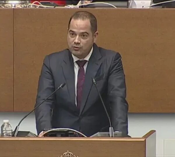 Бомба в парламента! Министър Калин Стоянов с нови разкрития за Брендо