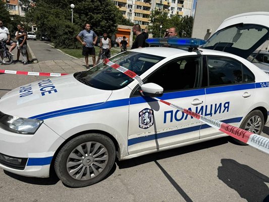 ИЗВЪНРЕДНО! Стрелба в София. Има убит и двама ранени СНИМКИ